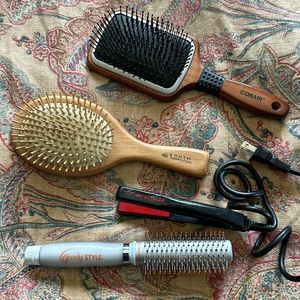 Hair brush bundle and 2 1/2” small flat iron and 2 big wood brushes